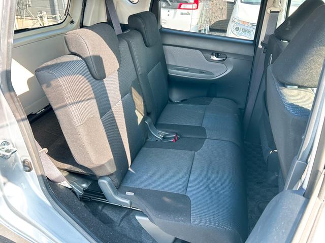 ムーヴ カスタム　Ｘ　ＳＡ　クリアランスソナー　衝突被害軽減システム　オートライト　ＬＥＤヘッドランプ　スマートキー　アイドリングストップ　電動格納ミラー　ベンチシート　ＣＶＴ　盗難防止システム　ＡＢＳ　ＥＳＣ　ＣＤ　ＵＳＢ（11枚目）