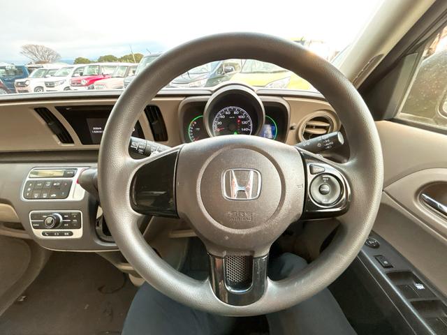 N-ONE ツアラー・Lパッケージ オートクルーズコントロール オートライト HID スマートキー アイドリングストップ ベンチシート CVT 盗難防止システム ABS ESC CD Bluetooth アルミホイール 衝突安全ボディ(2枚目)