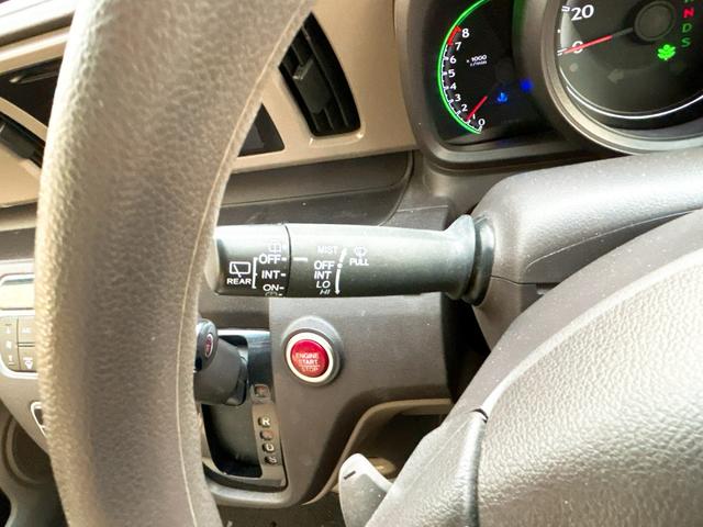 N-ONE ツアラー・Lパッケージ オートクルーズコントロール オートライト HID スマートキー アイドリングストップ ベンチシート CVT 盗難防止システム ABS ESC CD Bluetooth アルミホイール 衝突安全ボディ(8枚目)