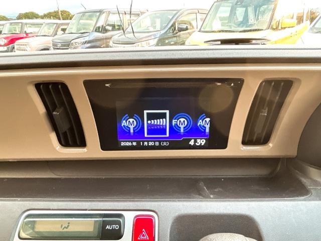 N-ONE ツアラー・Lパッケージ オートクルーズコントロール オートライト HID スマートキー アイドリングストップ ベンチシート CVT 盗難防止システム ABS ESC CD Bluetooth アルミホイール 衝突安全ボディ(26枚目)