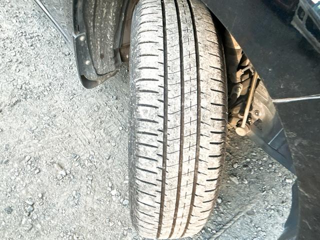 N-ONE ツアラー・Lパッケージ オートクルーズコントロール オートライト HID スマートキー アイドリングストップ ベンチシート CVT 盗難防止システム ABS ESC CD Bluetooth アルミホイール 衝突安全ボディ(41枚目)