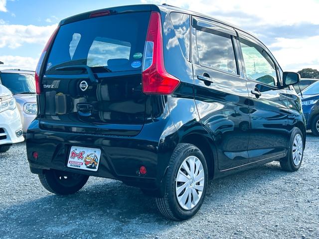 デイズ Ｊ　ＥＴＣ　衝突被害軽減システム　キーレスエントリー　電動格納ミラー　ベンチシート　ＣＶＴ　ＡＢＳ　ＥＳＣ　ＣＤ　ミュージックプレイヤー接続可　衝突安全ボディ　エアコン　パワーステアリング（50枚目）