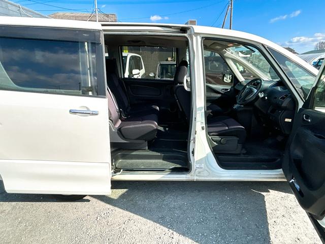 セレナ ハイウェイスター S-ハイブリッド ワンオーナー バックカメラ ナビ TV オートクルーズコントロール 両側スライド・片側電動 スマートキー アイドリングストップ 電動格納ミラー 後席モニター 3列シート ウォークスルー CVT(26枚目)