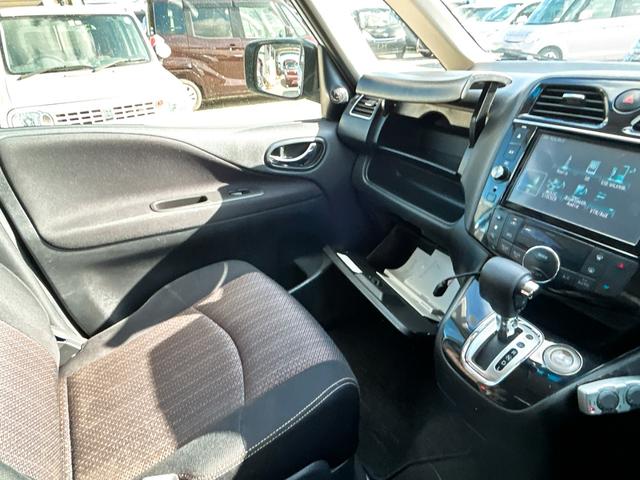 セレナ ハイウェイスターS-HVアドバンスドセーフティパック ドライブレコーダー ETC 全周囲カメラ ナビ TV クリアランスソナー オートクルーズコントロール レーンアシスト 衝突被害軽減システム 両側電動スライドドア オートライト スマートキー(25枚目)