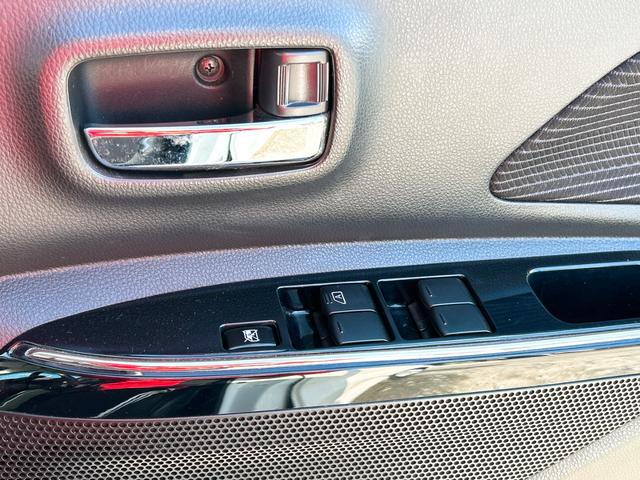 デイズルークス ハイウェイスター　Ｘターボ　全周囲カメラ　両側スライド・片側電動　衝突被害軽減システム　オートマチックハイビーム　オートライト　ＬＥＤヘッドランプ　スマートキー　アイドリングストップ　電動格納ミラー　ベンチシート　ＣＶＴ（7枚目）