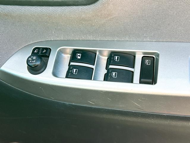 キャスト アクティバＧ　ＳＡＩＩ　ＥＴＣ　クリアランスソナー　衝突被害軽減システム　オートライト　ＬＥＤヘッドランプ　スマートキー　アイドリングストップ　電動格納ミラー　ベンチシート　ＣＶＴ　盗難防止システム　ＡＢＳ　ＥＳＣ　ＣＤ（10枚目）