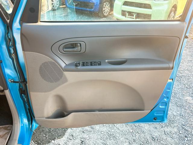 タント Ｘ　ＥＴＣ　スライドドア　スマートキー　電動格納ミラー　ベンチシート　ＡＴ　盗難防止システム　ＡＢＳ　ＣＤ　衝突安全ボディ　エアコン　パワーステアリング（27枚目）