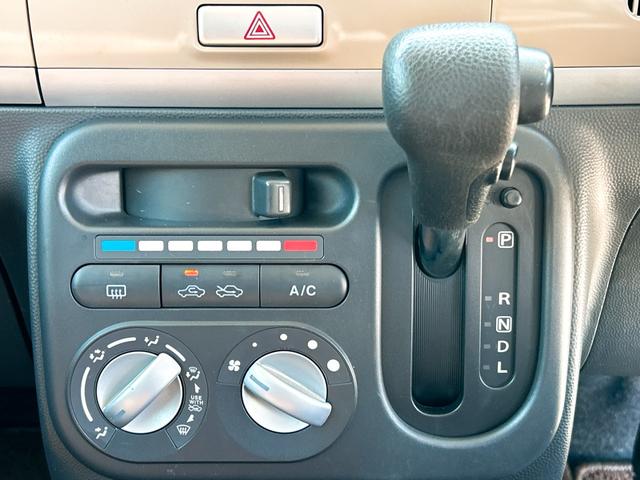 ���i�����ގ��ɕK�����삷�郌�o�[�ł��B����̂��₷�����̂ɂȂ��Ă��܂��B���Ј�x�̊����Ă��������B