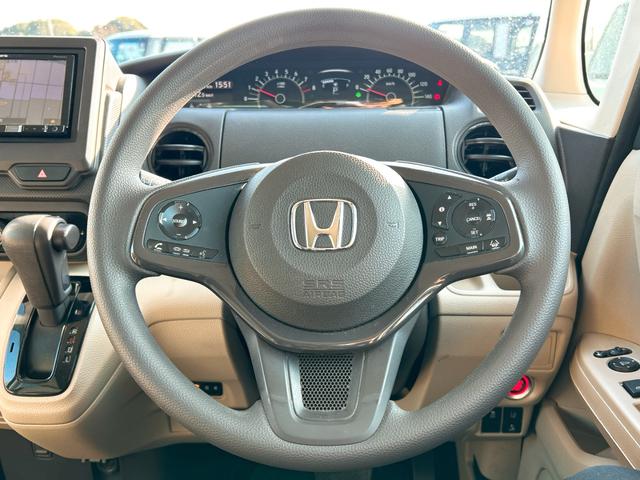 Ｎ－ＢＯＸ Ｇホンダセンシング　ドライブレコーダー　ＥＴＣ　バックカメラ　両側スライドドア　ナビ　ＴＶ　オートクルーズコントロール　レーンアシスト　衝突被害軽減システム　オートライト　ＬＥＤヘッドランプ　スマートキー（3枚目）