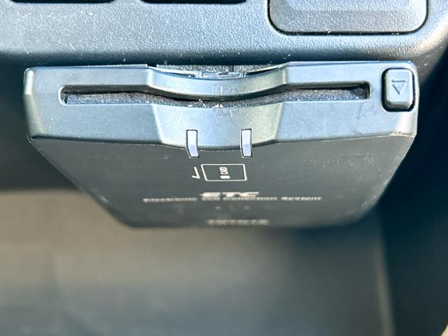 デイズ Ｘ　ＥＴＣ　全周囲カメラ　スマートキー　アイドリングストップ　電動格納ミラー　ベンチシート　ＣＶＴ　盗難防止システム　ＡＢＳ　ミュージックプレイヤー接続可　衝突安全ボディ　エアコン　パワーステアリング（8枚目）