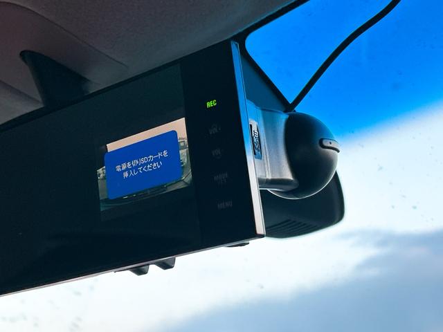 �h���C�u���R�[�_�[�����Ă��܂��I�������̂��N�����Ă��܂�����B����Ȏ��ɐS���������ɂȂ�̂��A�^�]�̋L�^���f���Ɖ��ŋL�^����h���C�u���R�[�_�[�ł��B