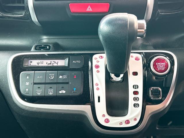 ���i�����ގ��ɕK�����삷�郌�o�[�ł��B����̂��₷�����̂ɂȂ��Ă��܂��B���Ј�x�̊����Ă��������B