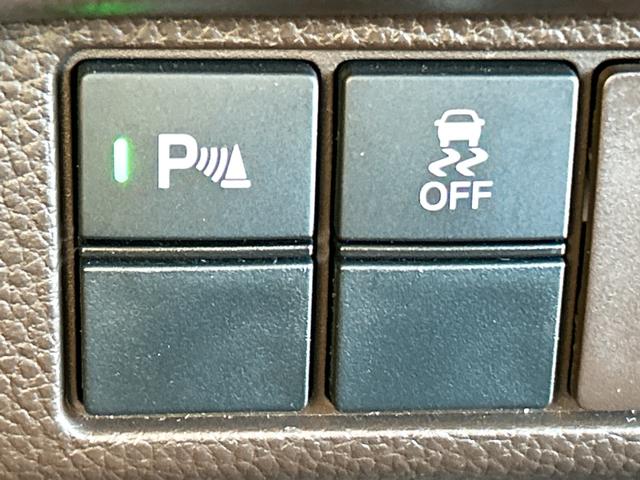 �N���A�����X�\�i�[�t���Ȃ̂ŏ�Q�����Z���T�[�Ŋ��m���A�h���C�o�[�ɏՓ˂̊댯��m�点�Ă���܂���