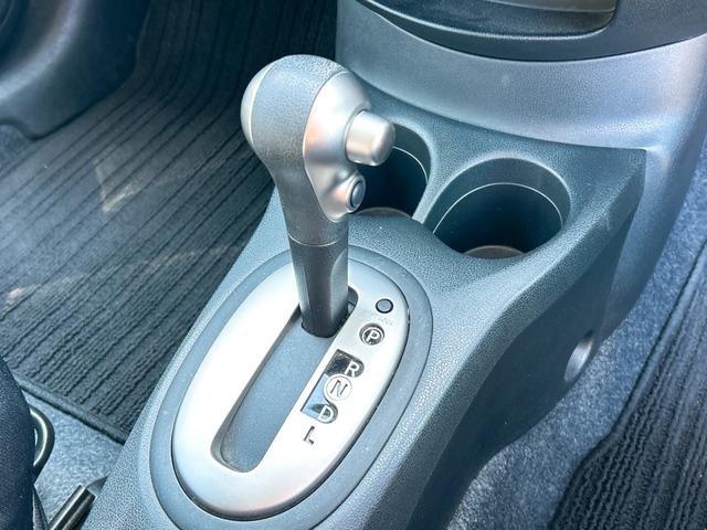 ���i�����ގ��ɕK�����삷�郌�o�[�ł��B����̂��₷�����̂ɂȂ��Ă��܂��B���Ј�x�̊����Ă��������B