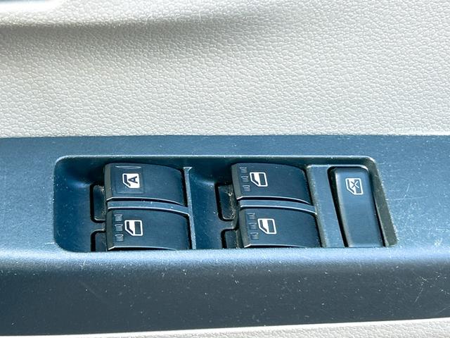 プレオプラス Ｆ　スマートアシスト　ワンオーナー　禁煙車　バックカメラ　ナビ　ＴＶ　衝突被害軽減システム　キーレスエントリー　アイドリングストップ　ＣＶＴ　盗難防止システム　ＡＢＳ　ＥＳＣ　ＣＤ　ＤＶＤ再生　ＵＳＢ　Ｂｌｕｅｔｏｏｔｈ（11枚目）