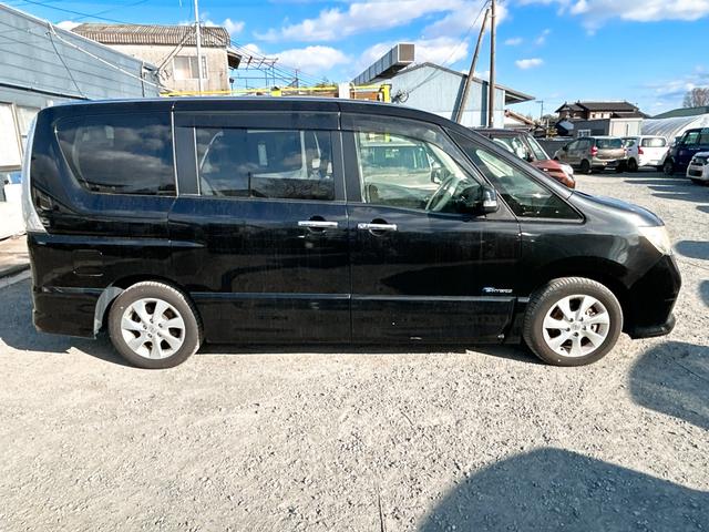 セレナ ハイウェイスター　Ｓ－ハイブリッド　ドライブレコーダー　ＥＴＣ　バックカメラ　オートクルーズコントロール　両側スライド・片側電動　スマートキー　アイドリングストップ　電動格納ミラー　３列シート　ＣＶＴ　アルミホイール（16枚目）