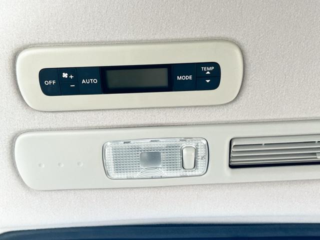 セレナ ハイウェイスター　Ｓ－ハイブリッド　ドライブレコーダー　ＥＴＣ　バックカメラ　オートクルーズコントロール　両側スライド・片側電動　スマートキー　アイドリングストップ　電動格納ミラー　３列シート　ＣＶＴ　アルミホイール（25枚目）