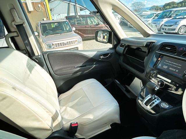 セレナ ハイウェイスター　Ｓ－ハイブリッド　ドライブレコーダー　ＥＴＣ　バックカメラ　オートクルーズコントロール　両側スライド・片側電動　スマートキー　アイドリングストップ　電動格納ミラー　３列シート　ＣＶＴ　アルミホイール（34枚目）