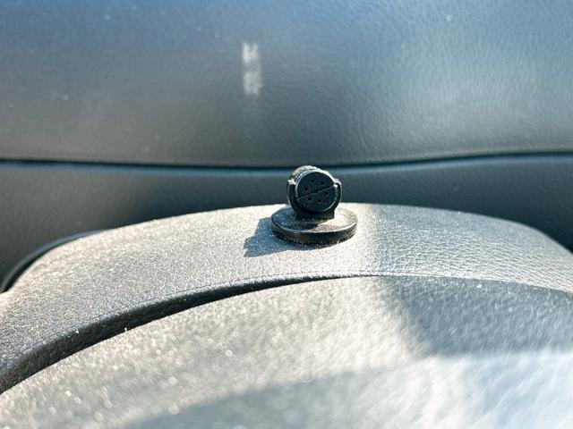 セレナ ハイウェイスター　Ｓ－ハイブリッド　ドライブレコーダー　ＥＴＣ　バックカメラ　オートクルーズコントロール　両側スライド・片側電動　スマートキー　アイドリングストップ　電動格納ミラー　３列シート　ＣＶＴ　アルミホイール（39枚目）