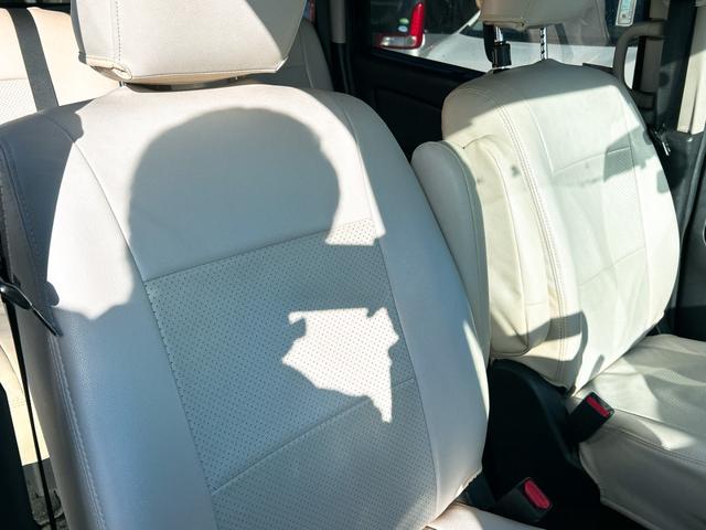 セレナ ハイウェイスター　Ｓ－ハイブリッド　ドライブレコーダー　ＥＴＣ　バックカメラ　オートクルーズコントロール　両側スライド・片側電動　スマートキー　アイドリングストップ　電動格納ミラー　３列シート　ＣＶＴ　アルミホイール（44枚目）