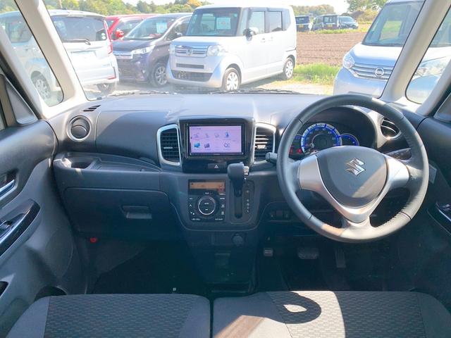 スペーシアカスタム ＴＳ　両側電動スライドドア　ナビ　ＴＶ　衝突被害軽減システム　オートライト　ＨＩＤ　スマートキー　アイドリングストップ　電動格納ミラー　ベンチシート　ＣＶＴ　盗難防止システム　ＡＢＳ　ＣＤ　ＤＶＤ再生（2枚目）