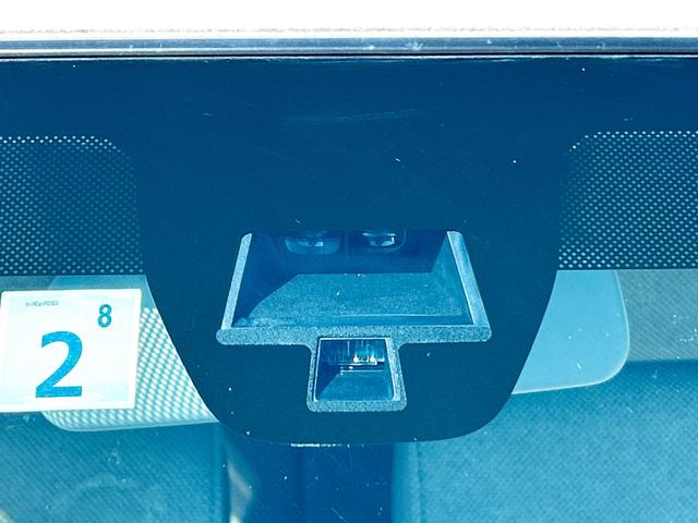 アルトラパン Ｓ　全周囲カメラ　ナビ　ＴＶ　衝突被害軽減システム　オートライト　ＨＩＤ　スマートキー　アイドリングストップ　電動格納ミラー　シートヒーター　ベンチシート　ＣＶＴ　盗難防止システム　ＡＢＳ　ＥＳＣ　ＣＤ（23枚目）