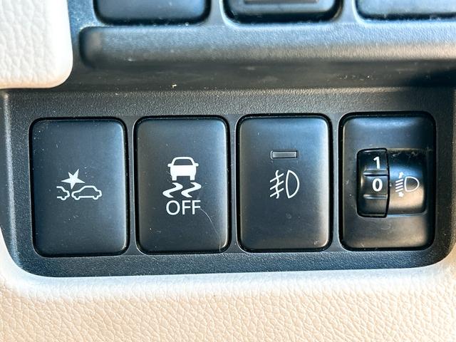 �Փ˔�Q�y���V�X�e���I�Փ˂̉\���������ꍇ�A�u���[�L�̕⏕������s���A�������ďՓ˔�Q���y������V�X�e���ł��B