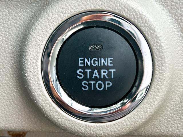 �L�[���g�т��Ă��邾���ŁA�G���W���̎n�����\�ȑ����ł��B�v�b�V���X�^�[�g�ł��̂ŃG���W���̎n�����{�^�������������ł�