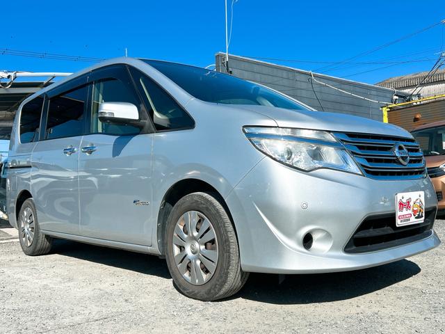 セレナ ２０Ｘ　Ｖセレクション＋セーフティ　Ｓ－ハイブリッド　ＥＴＣ　全周囲カメラ　ナビ　ＴＶ　クリアランスソナー　オートクルーズコントロール　レーンアシスト　衝突被害軽減システム　両側スライドドア　オートライト　スマートキー　アイドリングストップ（13枚目）