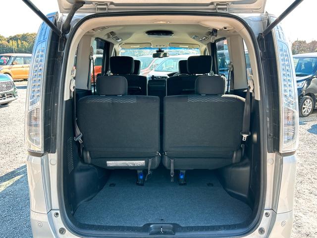 セレナ ２０Ｘ　Ｖセレクション＋セーフティ　Ｓ－ハイブリッド　ＥＴＣ　全周囲カメラ　ナビ　ＴＶ　クリアランスソナー　オートクルーズコントロール　レーンアシスト　衝突被害軽減システム　両側スライドドア　オートライト　スマートキー　アイドリングストップ（20枚目）