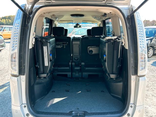 セレナ ２０Ｘ　Ｖセレクション＋セーフティ　Ｓ－ハイブリッド　ＥＴＣ　全周囲カメラ　ナビ　ＴＶ　クリアランスソナー　オートクルーズコントロール　レーンアシスト　衝突被害軽減システム　両側スライドドア　オートライト　スマートキー　アイドリングストップ（21枚目）