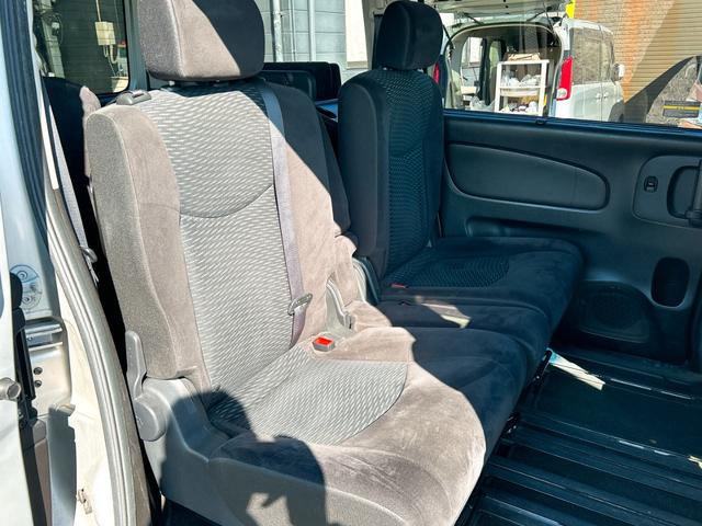 セレナ ２０Ｘ　Ｖセレクション＋セーフティ　Ｓ－ハイブリッド　ＥＴＣ　全周囲カメラ　ナビ　ＴＶ　クリアランスソナー　オートクルーズコントロール　レーンアシスト　衝突被害軽減システム　両側スライドドア　オートライト　スマートキー　アイドリングストップ（30枚目）