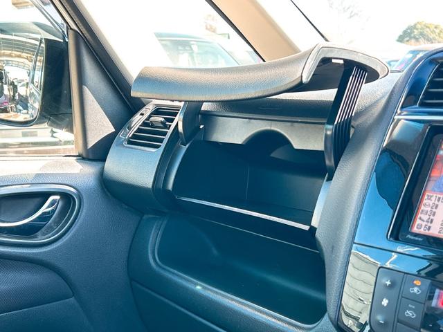 セレナ ２０Ｘ　Ｖセレクション＋セーフティ　Ｓ－ハイブリッド　ＥＴＣ　全周囲カメラ　ナビ　ＴＶ　クリアランスソナー　オートクルーズコントロール　レーンアシスト　衝突被害軽減システム　両側スライドドア　オートライト　スマートキー　アイドリングストップ（36枚目）