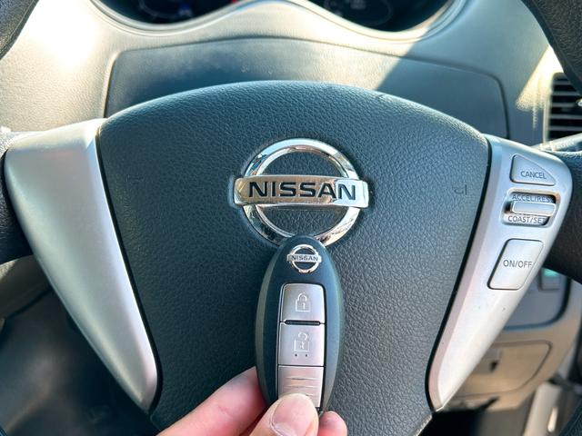 セレナ ２０Ｘ　Ｖセレクション＋セーフティ　Ｓ－ハイブリッド　ＥＴＣ　全周囲カメラ　ナビ　ＴＶ　クリアランスソナー　オートクルーズコントロール　レーンアシスト　衝突被害軽減システム　両側スライドドア　オートライト　スマートキー　アイドリングストップ（43枚目）