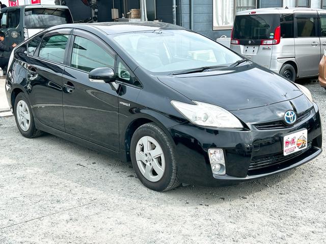 プリウス S ドライブレコーダー ETC バックカメラ ナビ TV アルミホイール オートライト CVT スマートキー 電動格納ミラー 盗難防止システム CD ミュージックプレイヤー接続可 衝突安全ボディ ABS(17枚目)