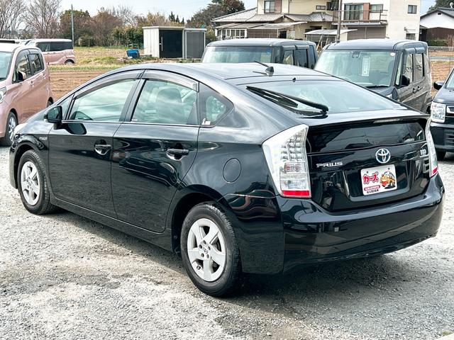 プリウス S ドライブレコーダー ETC バックカメラ ナビ TV アルミホイール オートライト CVT スマートキー 電動格納ミラー 盗難防止システム CD ミュージックプレイヤー接続可 衝突安全ボディ ABS(21枚目)