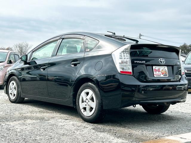 プリウス S ドライブレコーダー ETC バックカメラ ナビ TV アルミホイール オートライト CVT スマートキー 電動格納ミラー 盗難防止システム CD ミュージックプレイヤー接続可 衝突安全ボディ ABS(33枚目)