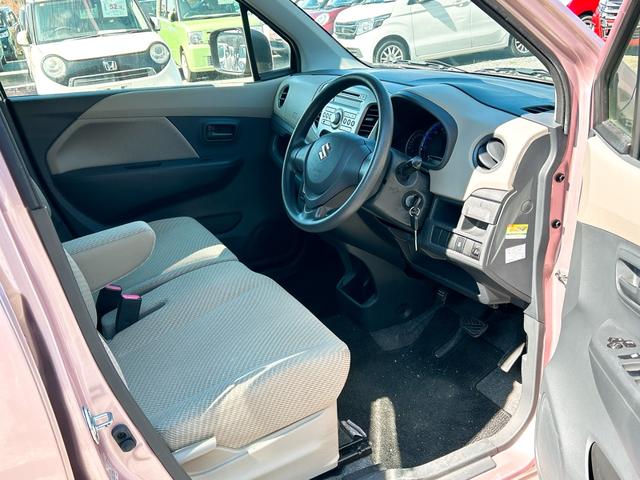 ワゴンＲ ＦＸ　キーレスエントリー　アイドリングストップ　電動格納ミラー　ベンチシート　ＣＶＴ　盗難防止システム　ＡＢＳ　ＣＤ　ミュージックプレイヤー接続可　衝突安全ボディ　エアコン　パワーステアリング（28枚目）