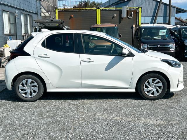 ヤリス X ETC バックカメラ ナビ TV クリアランスソナー レーンアシスト 衝突被害軽減システム オートマチックハイビーム オートライト スマートキー 電動格納ミラー CVT レンタカーアップ(21枚目)