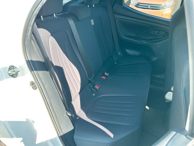 ヤリス X ETC バックカメラ ナビ TV クリアランスソナー レーンアシスト 衝突被害軽減システム オートマチックハイビーム オートライト スマートキー 電動格納ミラー CVT レンタカーアップ(46枚目)