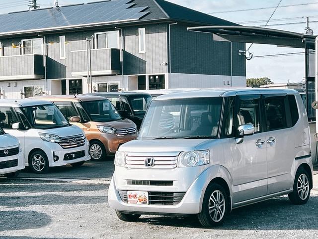 Ｎ－ＢＯＸ Ｇ　ターボＳＳパッケージ　バックカメラ　両側電動スライドドア　ナビ　ＴＶ　オートクルーズコントロール　オートライト　ＨＩＤ　スマートキー　アイドリングストップ　電動格納ミラー　ベンチシート　ＣＶＴ　盗難防止システム　ＡＢＳ（29枚目）