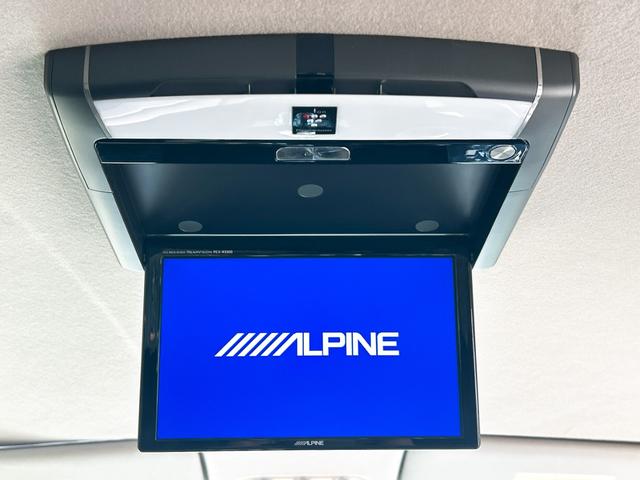 セレナ ハイウェイスター S-ハイブリッド ETC オートクルーズコントロール 両側電動スライドドア オートライト スマートキー アイドリングストップ 電動格納ミラー 後席モニター CVT アルミホイール 盗難防止システム 衝突安全ボディ(9枚目)