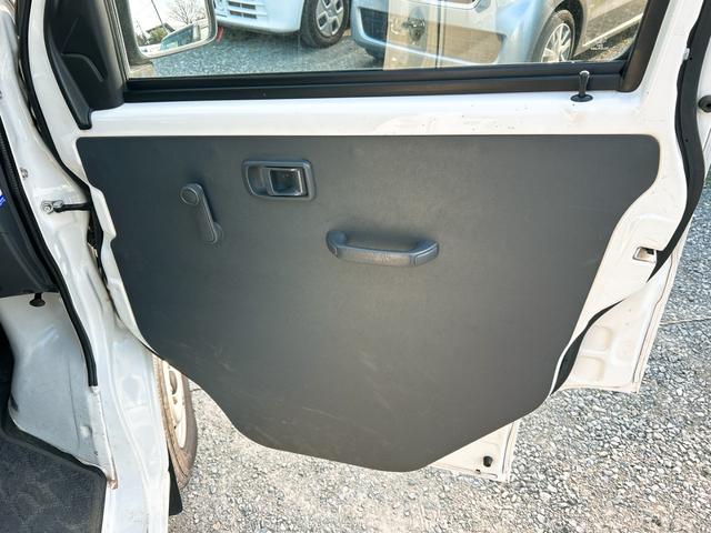 ピクシスバン スペシャル　軽バン　ＭＴ　両側スライドドア　エアコン　パワーステアリング　運転席エアバッグ　助手席エアバッグ（41枚目）