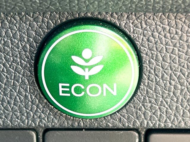 Ｎ－ＯＮＥ Ｇ・Ｌパッケージ　ナビ　オートライト　ＨＩＤ　スマートキー　アイドリングストップ　電動格納ミラー　ベンチシート　ＣＶＴ　盗難防止システム　ＡＢＳ　ＥＳＣ　衝突安全ボディ　エアコン　パワーステアリング　パワーウィンドウ（7枚目）