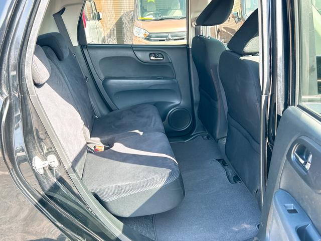 Ｎ－ＯＮＥ Ｇ　スマートキー　アイドリングストップ　電動格納ミラー　ベンチシート　ＣＶＴ　盗難防止システム　ＡＢＳ　ＥＳＣ　ＣＤ　ミュージックプレイヤー接続可　衝突安全ボディ　エアコン　パワーステアリング（31枚目）