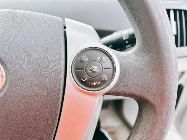 プリウス Ｓ　ＥＴＣ　バックカメラ　ナビ　ＴＶ　アルミホイール　ＣＶＴ　スマートキー　電動格納ミラー　盗難防止システム　ＣＤ　ＤＶＤ再生　ミュージックプレイヤー接続可　Ｂｌｕｅｔｏｏｔｈ　衝突安全ボディ　ＡＢＳ（47枚目）