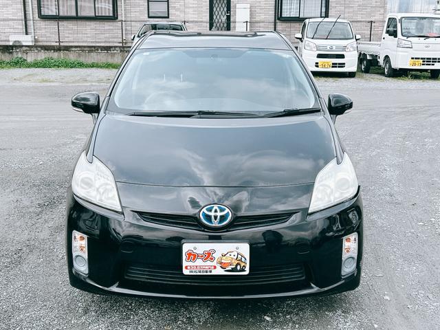 プリウス Ｌ　ＥＴＣ　バックカメラ　アルミホイール　ＣＶＴ　スマートキー　電動格納ミラー　盗難防止システム　ＣＤ　Ｂｌｕｅｔｏｏｔｈ　衝突安全ボディ　ＡＢＳ　ＥＳＣ　エアコン　パワーステアリング　パワーウィンドウ（12枚目）