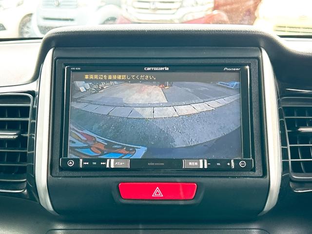 N-BOXカスタム G・ターボLパッケージ バックカメラ 両側電動スライドドア ナビ TV オートクルーズコントロール 衝突被害軽減システム オートライト HID スマートキー アイドリングストップ 電動格納ミラー ベンチシート CVT(5枚目)
