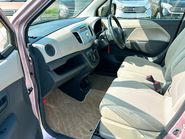 ワゴンＲ ＦＸ　衝突被害軽減システム　キーレスエントリー　アイドリングストップ　電動格納ミラー　ベンチシート　ＣＶＴ　盗難防止システム　ＡＢＳ　ＥＳＣ　ＣＤ　ミュージックプレイヤー接続可　衝突安全ボディ　エアコン（10枚目）