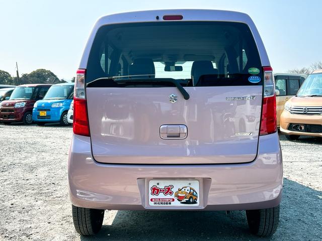 ワゴンＲ ＦＸ　衝突被害軽減システム　キーレスエントリー　アイドリングストップ　電動格納ミラー　ベンチシート　ＣＶＴ　盗難防止システム　ＡＢＳ　ＥＳＣ　ＣＤ　ミュージックプレイヤー接続可　衝突安全ボディ　エアコン（16枚目）